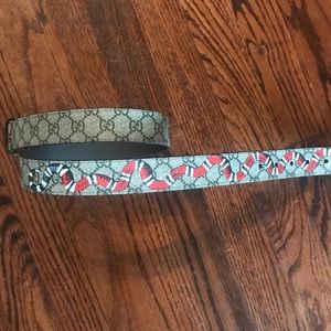 Gucci belt